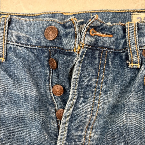 Free People We The Free Sofia Denim Distressed Cutoff Shorts Size 28 - Picture 3 of 6